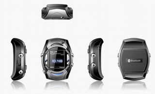 Illustration for article titled Van Der Led WM2 Cellphone Watch Actually Looks Good Enough to Strap On